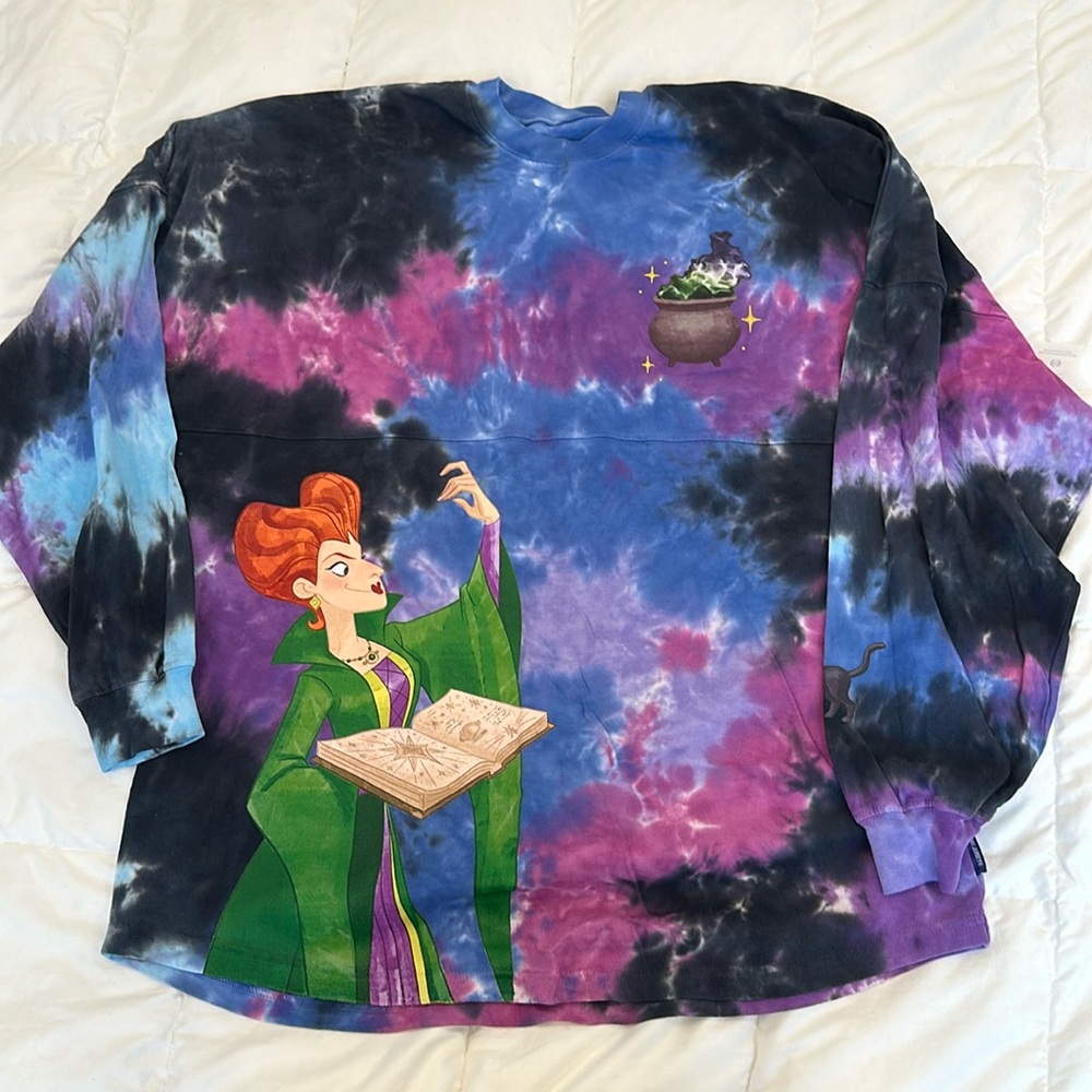 L Disney Hocus Pocus Sanderson Sister Tie-dye Spirit Jersey